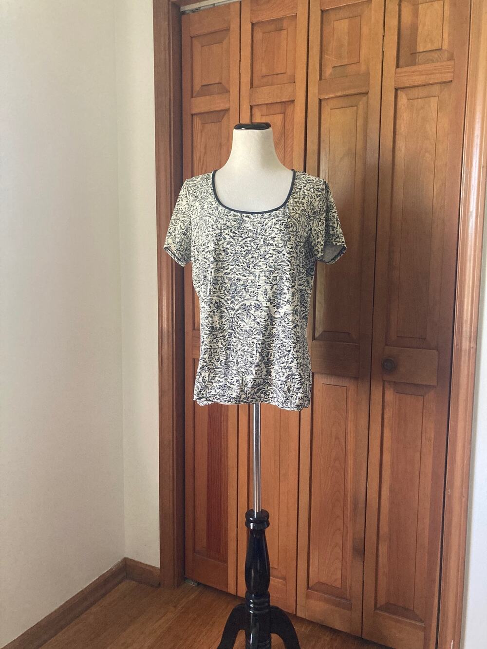 Apostrophe Stretch Pullover Top, Size XL